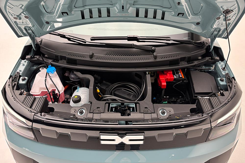 https://cdn.autogreeknews.gr/wp-content/uploads/2026/09/Dacia-Spring-2026-21.jpg