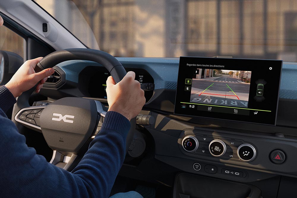 https://cdn.autogreeknews.gr/wp-content/uploads/2026/09/Dacia-Spring-2026-6.jpg