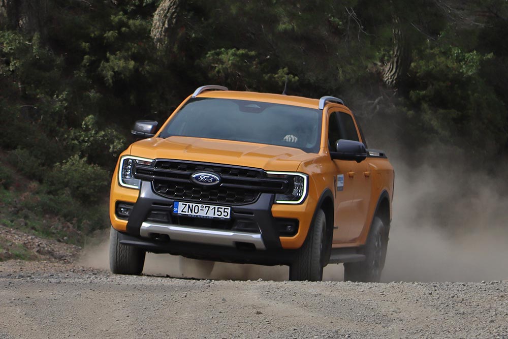 https://cdn.autogreeknews.gr/wp-content/uploads/2026/09/Ford-Ranger-PHEV-6.jpg