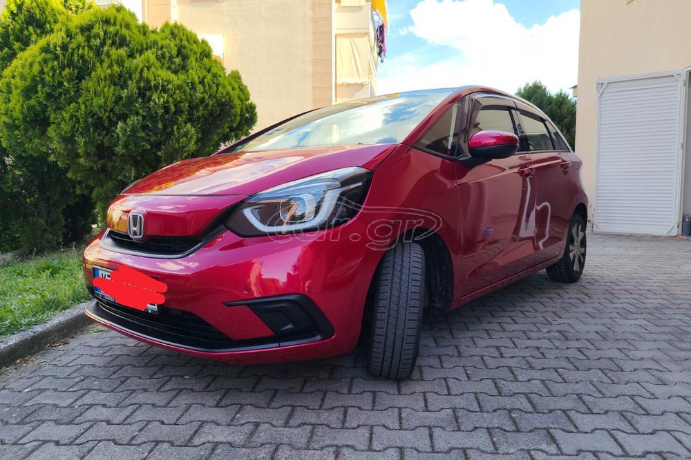 https://cdn.autogreeknews.gr/wp-content/uploads/2026/09/Honda-Jazz-2020-used-1.jpg