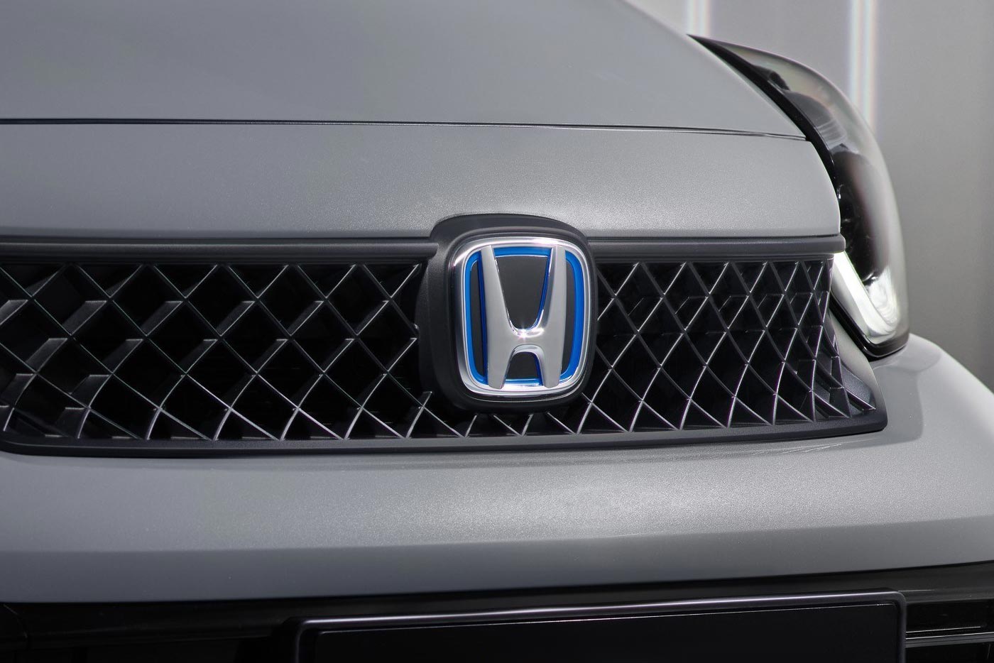 https://cdn.autogreeknews.gr/wp-content/uploads/2026/09/Honda-Jazz-front.jpg