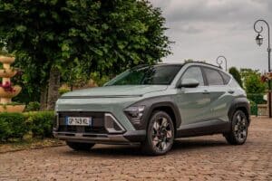 Hyundai-Kona-Hybrid (13)