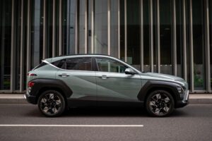 Hyundai-Kona-Hybrid (9)