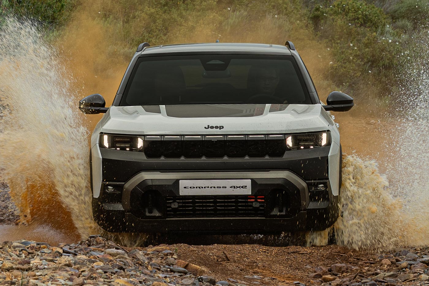 https://cdn.autogreeknews.gr/wp-content/uploads/2026/09/Jeep-Compass-4xe.jpg