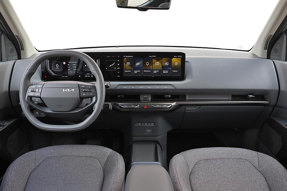 https://cdn.autogreeknews.gr/wp-content/uploads/2026/09/Kia-EV2-interior-1.jpg