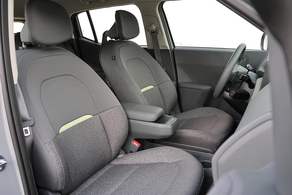 https://cdn.autogreeknews.gr/wp-content/uploads/2026/09/Kia-EV2-interior-25.jpg
