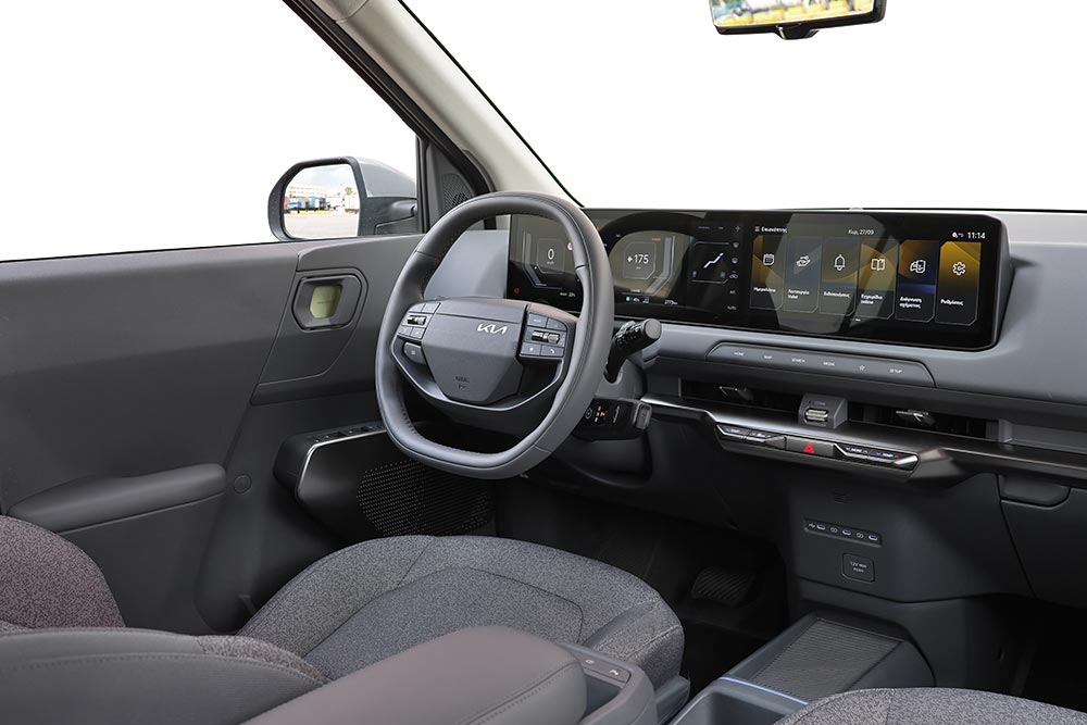 https://cdn.autogreeknews.gr/wp-content/uploads/2026/09/Kia-EV2-interior-3.jpg
