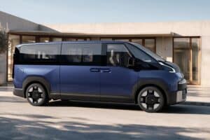 Kia-PV7-11