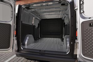 Kia-PV7-16