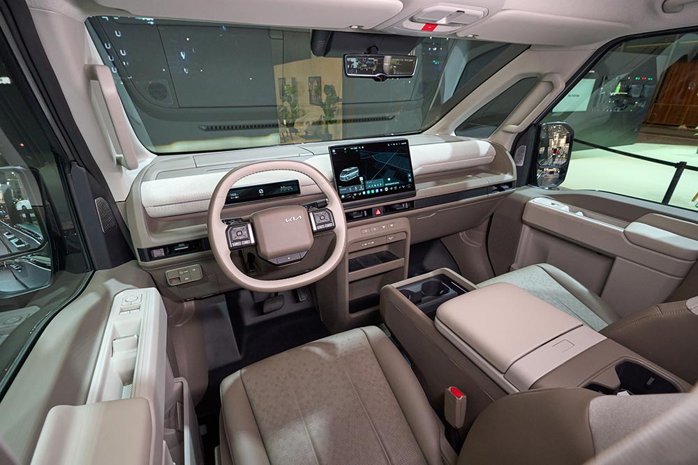https://cdn.autogreeknews.gr/wp-content/uploads/2026/09/Kia-PV7-3.jpg