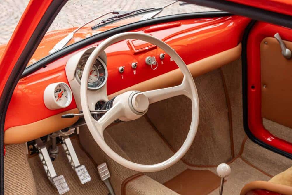 https://cdn.autogreeknews.gr/wp-content/uploads/2026/09/La-Cinquecento-Fiat-500-Scattante-11-2048x1366-1.jpg