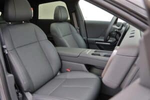 Leapmotor B05 interior (1)