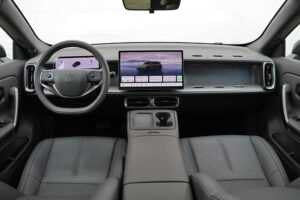 Leapmotor B05 interior (2)