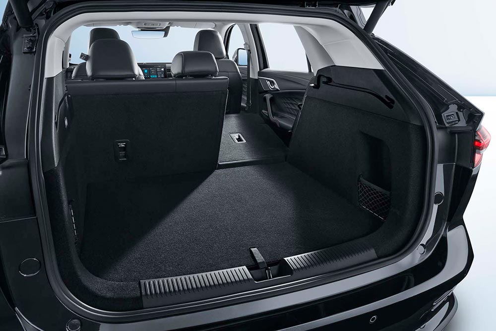 https://cdn.autogreeknews.gr/wp-content/uploads/2026/09/MG-HS-Hybrid-14.jpg