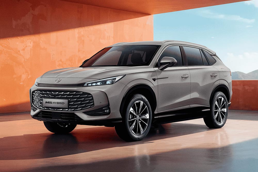 https://cdn.autogreeknews.gr/wp-content/uploads/2026/09/MG-HS-Hybrid-3.jpg