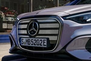 Mercedes-C300-electric (8)