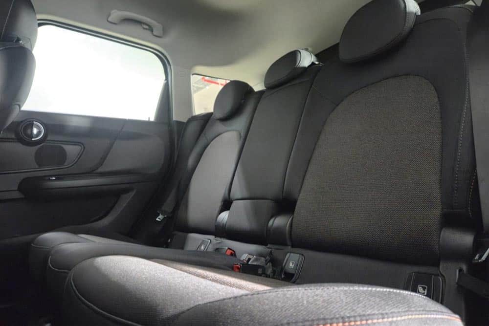 https://cdn.autogreeknews.gr/wp-content/uploads/2026/09/Mini-Countryman-Cooper-2019-used-7.jpg
