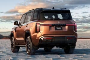 Mitsubishi Pajero 2026 (2)
