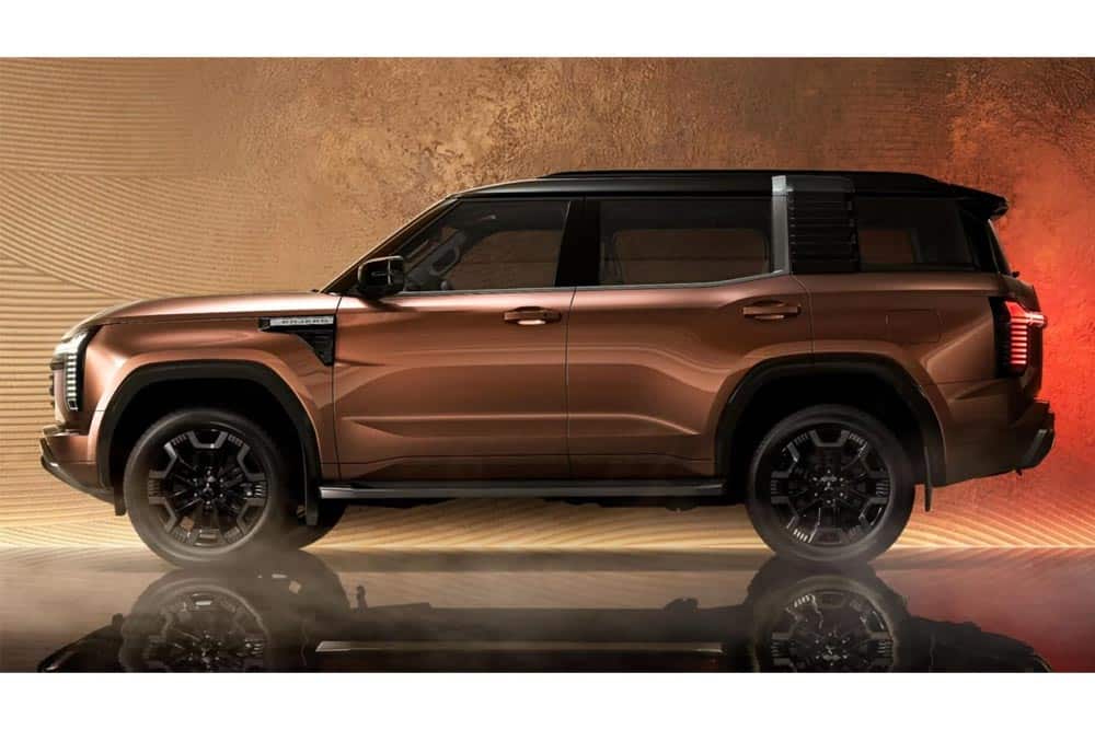 https://cdn.autogreeknews.gr/wp-content/uploads/2026/09/Mitsubishi-Pajero-2026-6.jpg