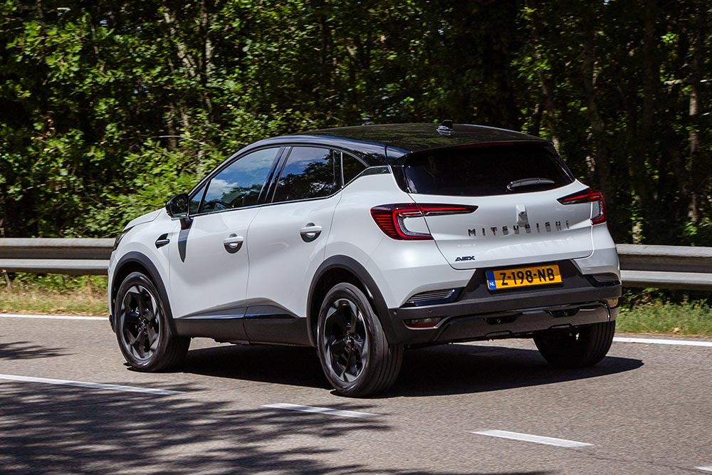 https://cdn.autogreeknews.gr/wp-content/uploads/2026/09/New-Mitsubishi-ASX-11.jpg