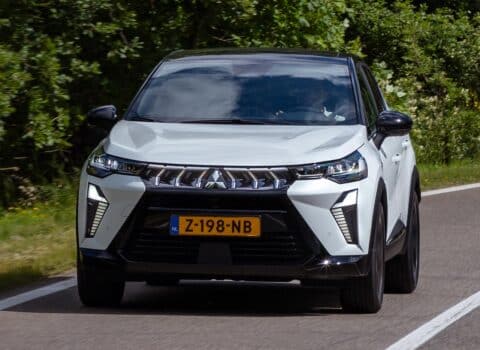 Οι 4 φθηνότερες εκδόσεις του νέου Mitsubishi ASX