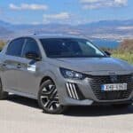 Peugeot-208-static