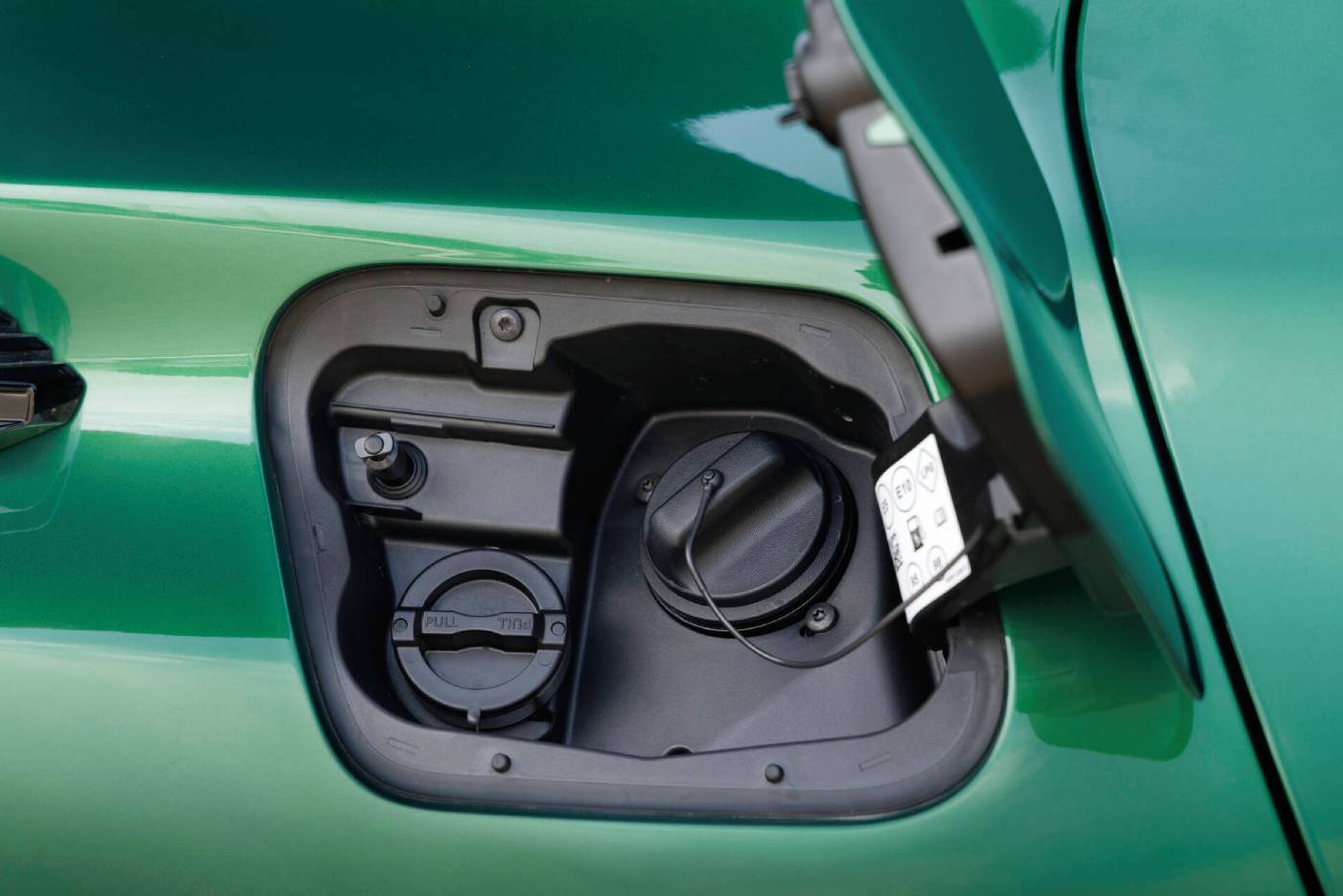 https://cdn.autogreeknews.gr/wp-content/uploads/2026/09/Renault-Clio-Eco-G-120-auto-1-1.jpg