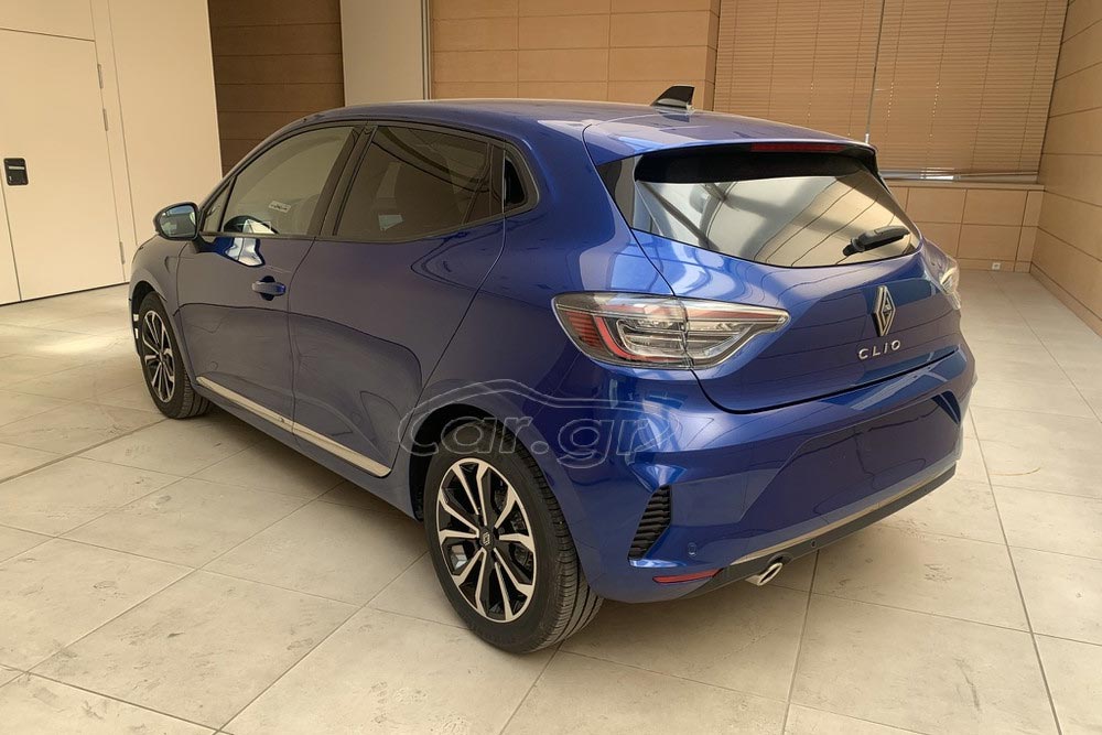 https://cdn.autogreeknews.gr/wp-content/uploads/2026/09/Renault-Clio-LPG-2025-used-3.jpg