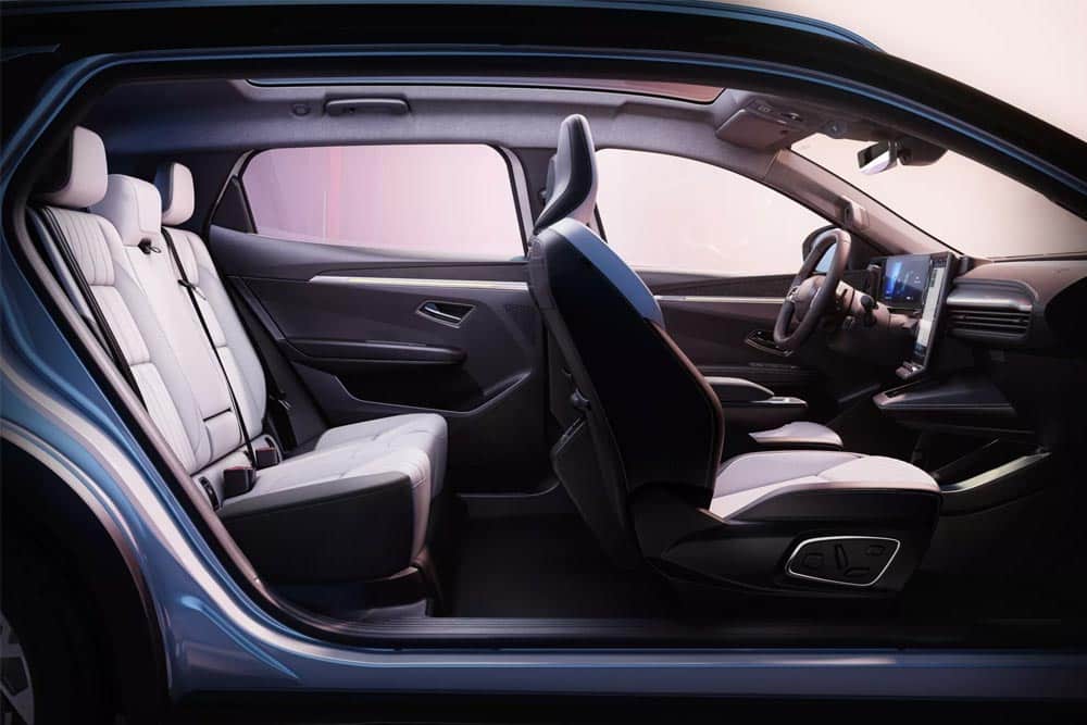 https://cdn.autogreeknews.gr/wp-content/uploads/2026/09/Renault-Scenic-2026-6.jpg