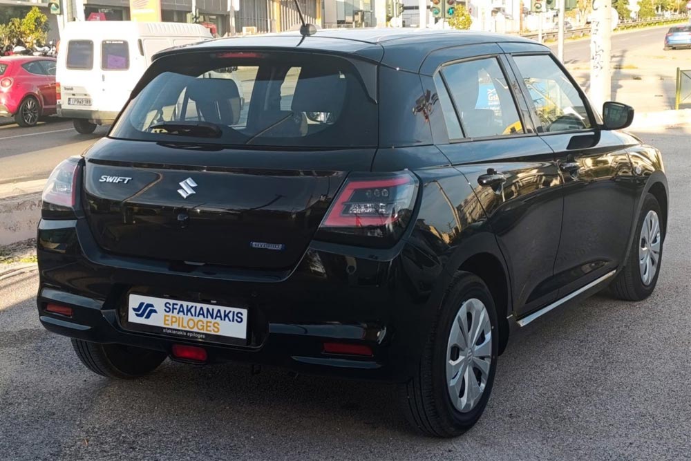 https://cdn.autogreeknews.gr/wp-content/uploads/2026/09/Suzuki-Swift-2025-used-6.jpg