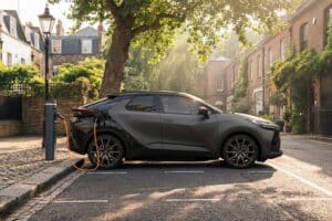 Toyota-C-HR-GR-Sport-2026-4