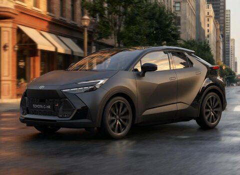 Νέο Toyota C-HR GR Sport με αλλαγές και τιμές... φαρμάκι