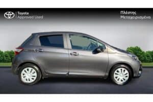 Toyota-Yaris-2018-used-4