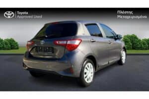 Toyota-Yaris-2018-used-5