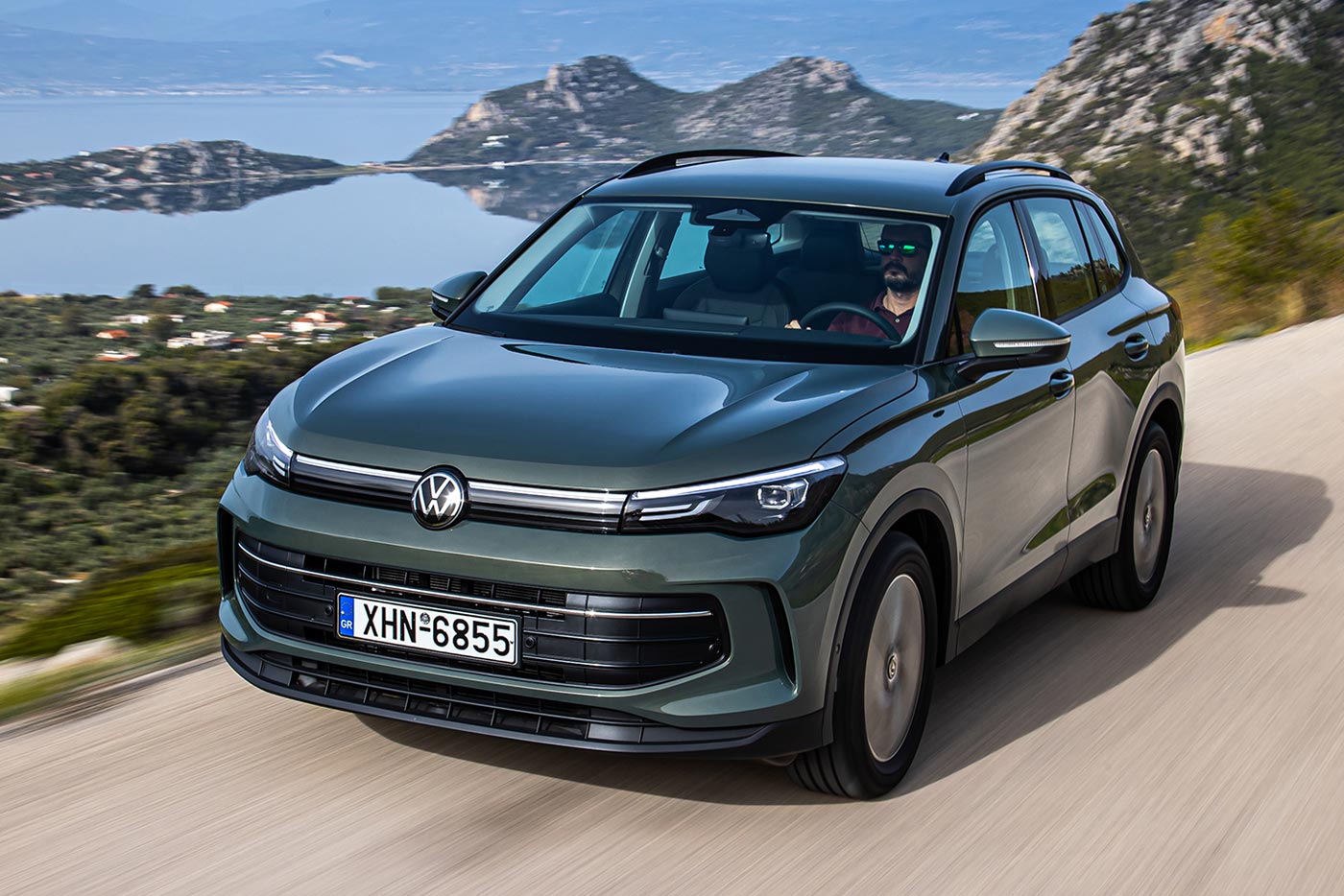 https://cdn.autogreeknews.gr/wp-content/uploads/2026/09/VW-Tiguan.jpg