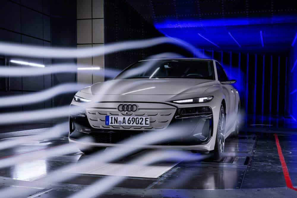https://cdn.autogreeknews.gr/wp-content/uploads/2026/09/audi-a6-sportnack-e-tron-range-record-2-1.jpg