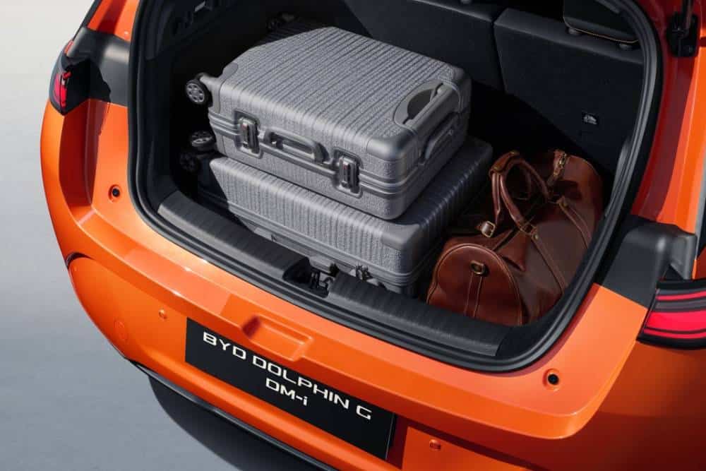 https://cdn.autogreeknews.gr/wp-content/uploads/2026/09/byd-dolphin-g-dmi-2.jpg