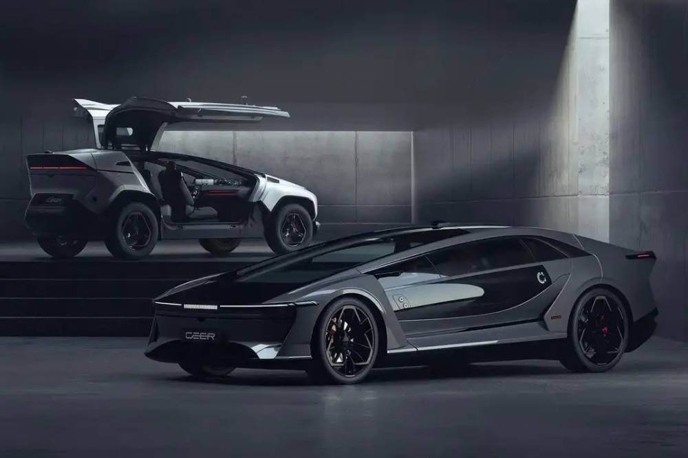 https://cdn.autogreeknews.gr/wp-content/uploads/2026/09/ceer-exobot-evs.jpg