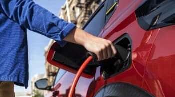 To SUV των 17.700 ευρώ που «ηλέκτρισε» τους Έλληνες