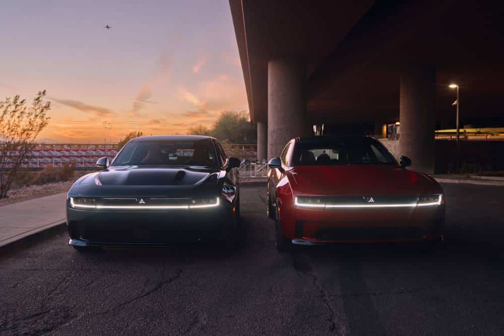 https://cdn.autogreeknews.gr/wp-content/uploads/2026/09/dodge_charger_328.jpg