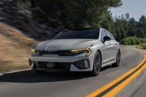 Λιμουζίνα σε τιμή ευκαιρίας το νέο Kia K5