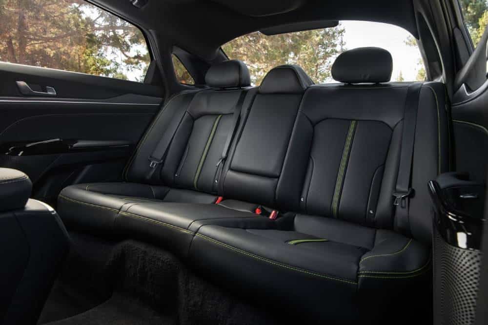 https://cdn.autogreeknews.gr/wp-content/uploads/2026/09/kia-k5-my27-3.jpg
