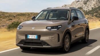 Με τιμή από μόνο 19.990 ευρώ το νέο SUV Leapmotor B03X