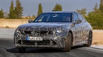 Νέα BMW Σειρά 3 με έως 443 υβριδικά άλογα
