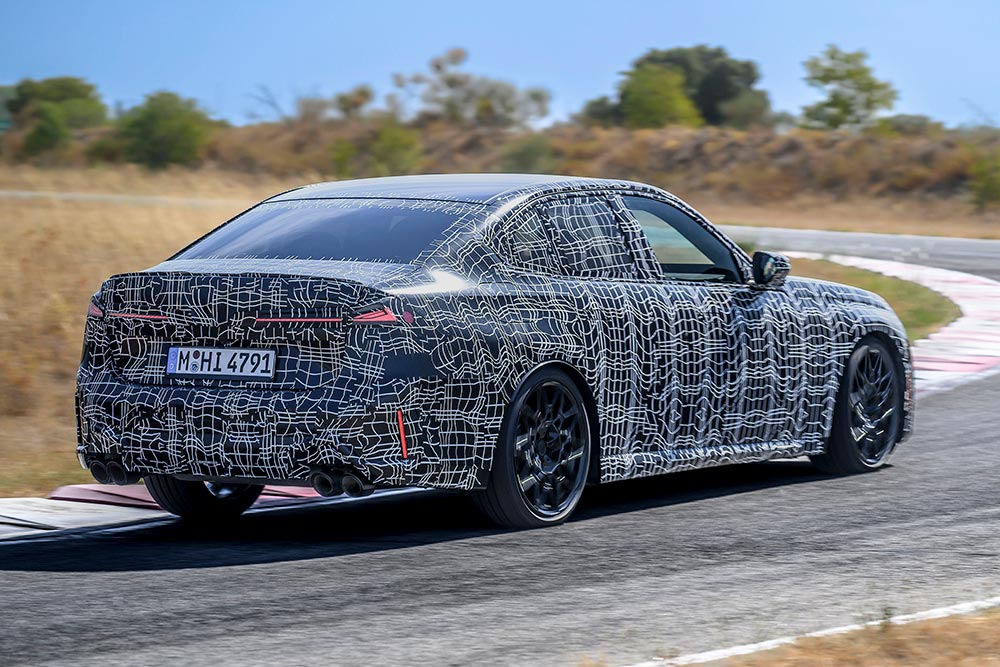 https://cdn.autogreeknews.gr/wp-content/uploads/2026/09/new-bmw-3-series-final-tests-9.jpg