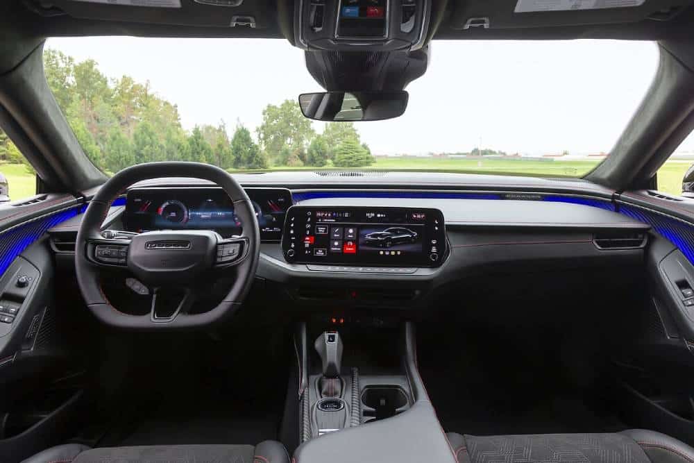 https://cdn.autogreeknews.gr/wp-content/uploads/2026/09/new-dodge-charger-10.jpg