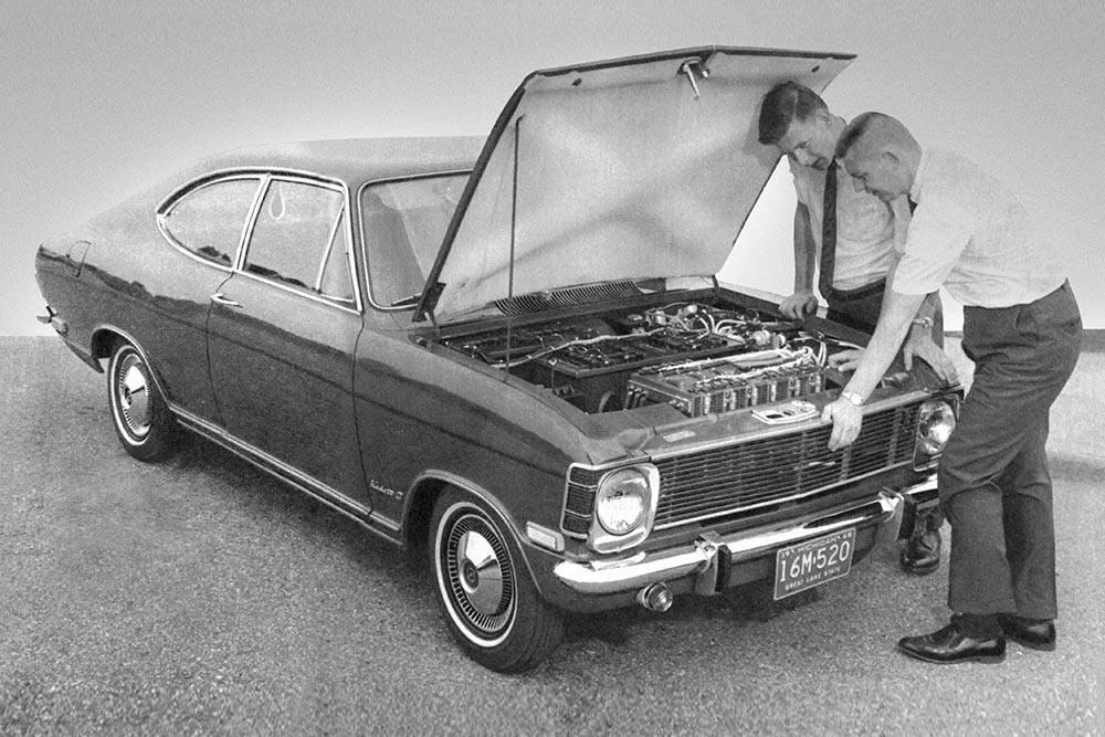https://cdn.autogreeknews.gr/wp-content/uploads/2026/09/opel-kadett-stir-lec-i-1968.jpg