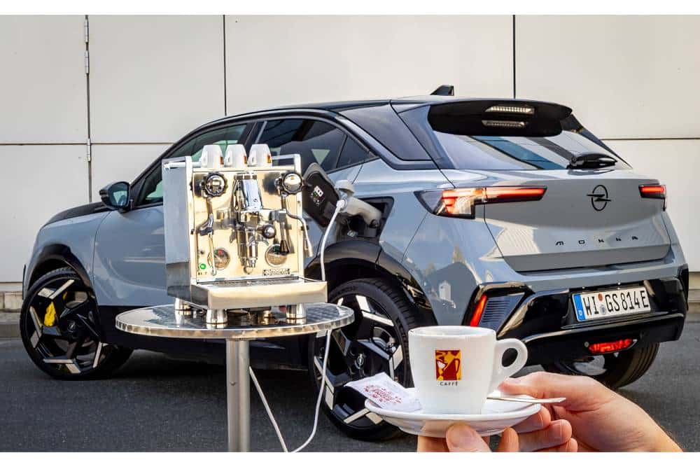 https://cdn.autogreeknews.gr/wp-content/uploads/2026/09/opel-mokka-coffee-7.jpg