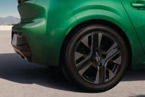 peugeot 208 and 2008 envy (4)