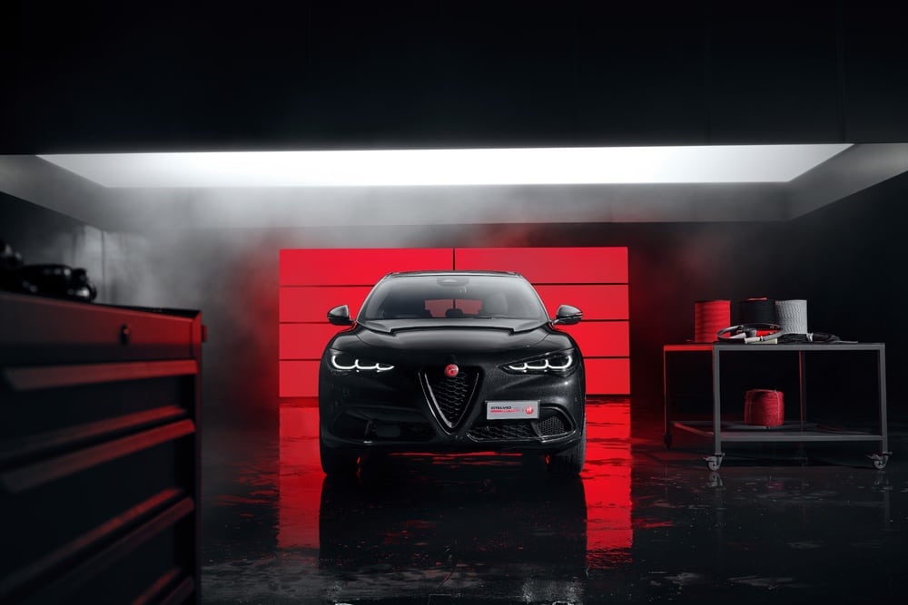 https://cdn.autogreeknews.gr/wp-content/uploads/2026/09/stelvio-edizione-luna-rossa-2_1000x667.jpg